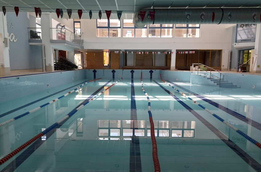  După un an de pauză, bistrițenii vor redescoperi plăcerea înotului, din 1 iunie. Casa EMA este în toiul pregătirilor!