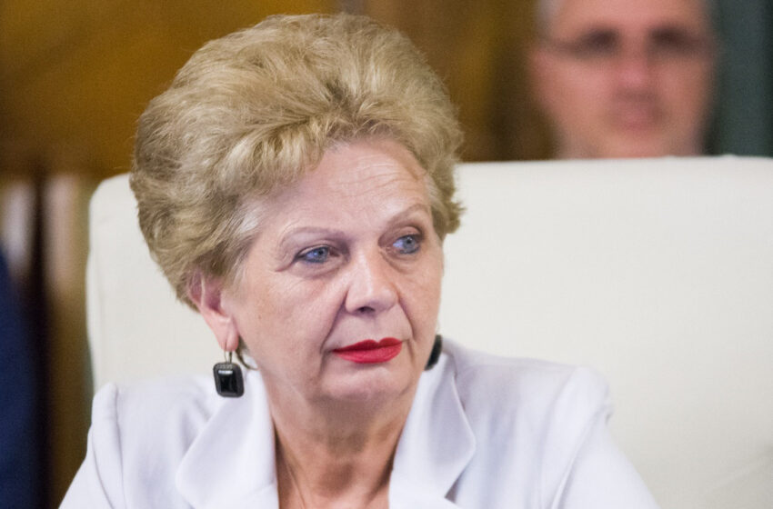  La mulți  ani , Adriana Doina Pană !