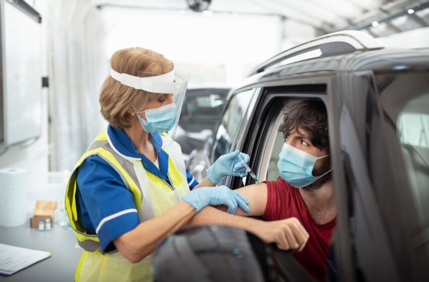  Vaccinarea DRIVE-THRU continuă și în acest weekend la Bistrița! Doritorii sunt așteptați în Piața Centrală