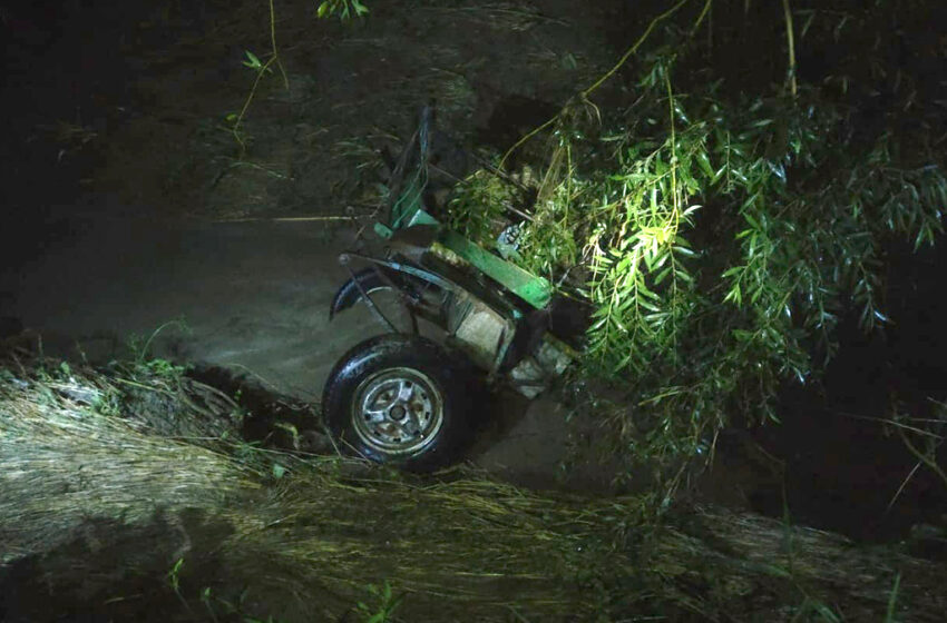  LOCAL: Un tânăr a ajuns cu mașina de off-road în pârâu. Alți doi pasageri au fost transportați la spital