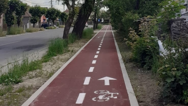  Lucrările de amenajare a pistelor de biciclete continuă la Bistrița! Află care sunt următoarele două străzi cuprinse în proiect