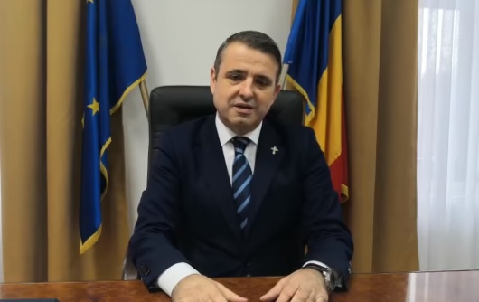  Primarul Ioan Turc  : Am semnat la Ministerul Dezvoltării, Lucrărilor Publice și Administrației, contractul privind finanțarea construcției unui număr de 160 de locuințe sociale în cartierul Viisoara