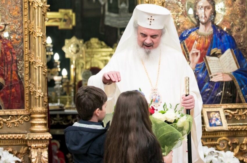  Patriarhul Bisericii Ortodoxe Române aniversează împlinirea vârstei de 70 de ani