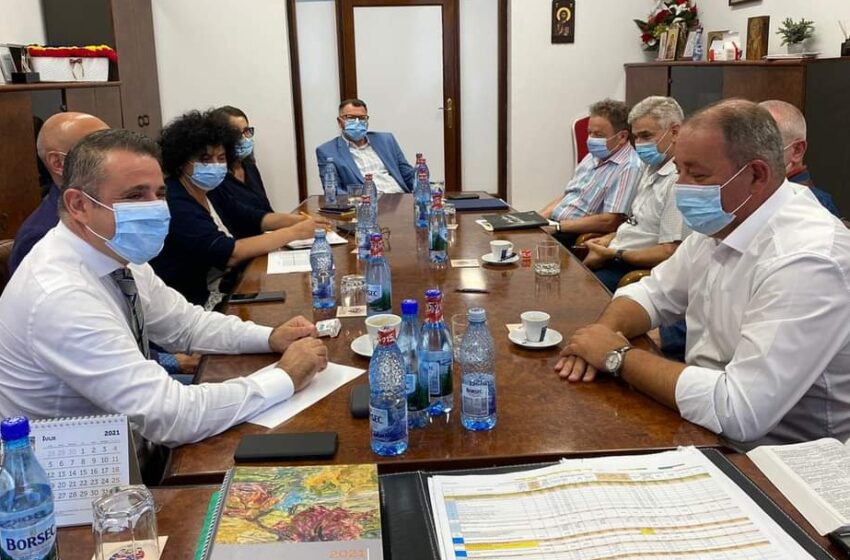  Dezvoltarea Bistriței: Trei creșe noi și o serie de renovări, propuse în discuția cu secretarul de stat. Află mai multe