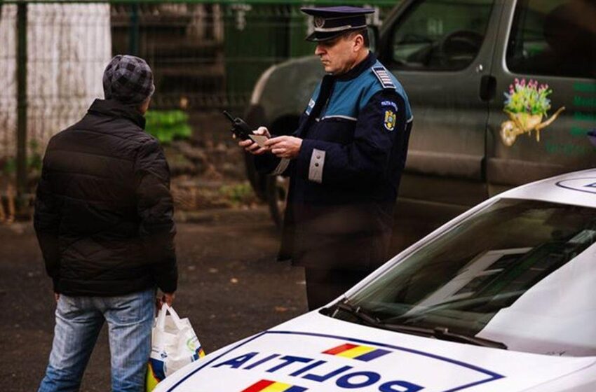  Prins la cumpărături  prin Bistrița , în timp ce trebuie sa fie în carantină,  în Mărișelu