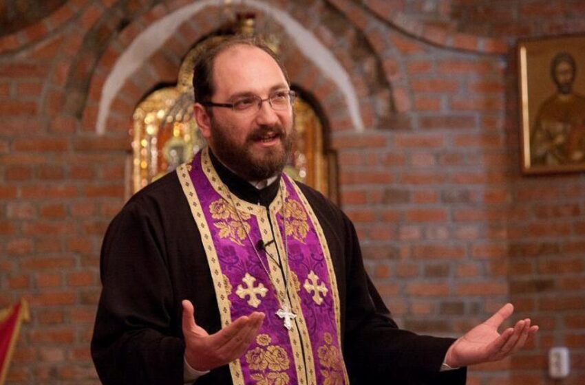  Preotul Constantin Necula: „Creștinii sunt tratați ca fiind retrograzi doar pentru că nu acceptă homosexualitatea, aruncați la leii din arena media doar pentru că nu acceptă distrugerea moralei familiei”