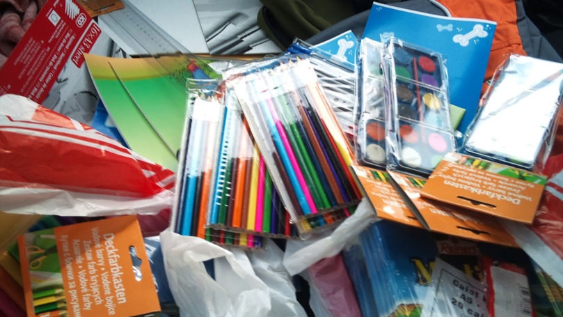  Donează rechizite și oferă o șansă la educație! Ionuț Simionca: ,,Acestea vor ajunge la copii din tot județul!”