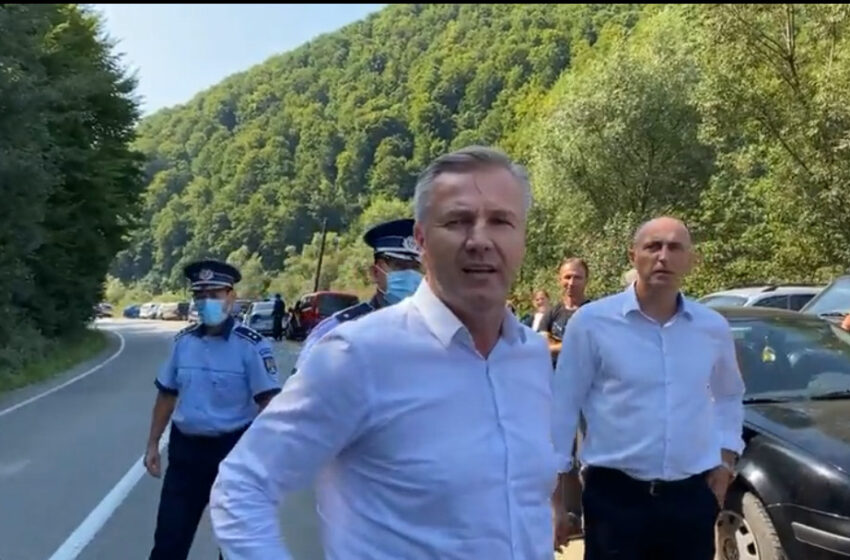  Scandal la Telciu. Prefectul Stelian Dolha și subprefectul Decsei Attila au ajuns la Telciu de urgență  !