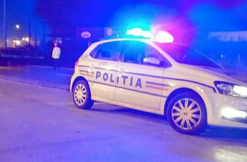  Un șofer a accidentat un pieton în Teaca. Femeia a fost transportată la spital