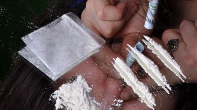  Mai multe persoane depistate cu diferite tipuri de droguri asupra lor, în weekend!