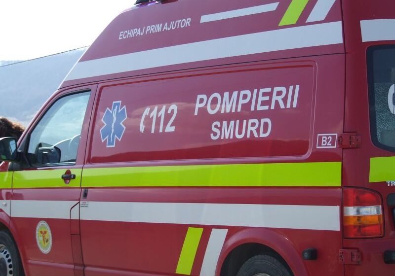  Un autoturism scăpat de sub control s-a răsturnat, în Colibița