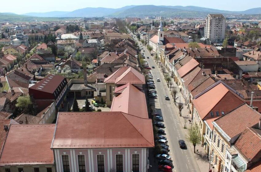  ANUNȚ: Licitație publică cu strigare pentru vânzarea unor spații, organizată de Primăria Bistrița