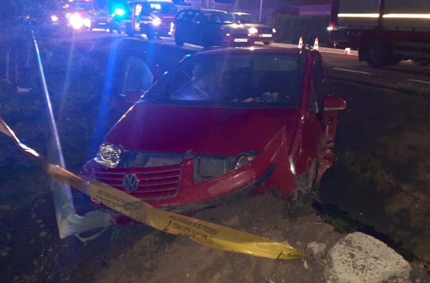  (FOTO) Accident în Unirea, produs de un șofer băut și fără permis! Două persoane au fost rănite