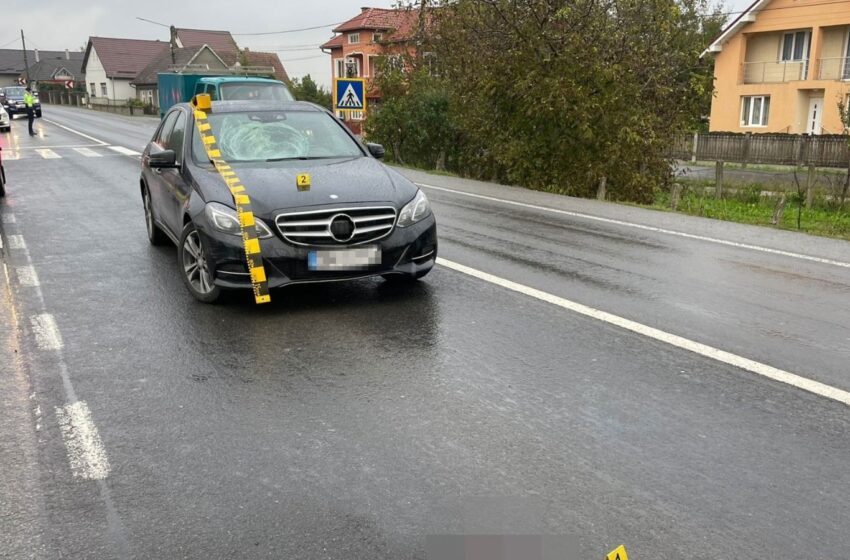  (FOTO) Un pieton a fost spulberat în timp ce traversa strada, în Cristeștii Ciceului! Acesta se află în stare gravă