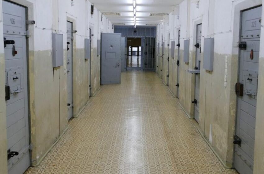  Focar de COVID-19 la Penitenciarul Bistrita, cu peste 60 de cazuri