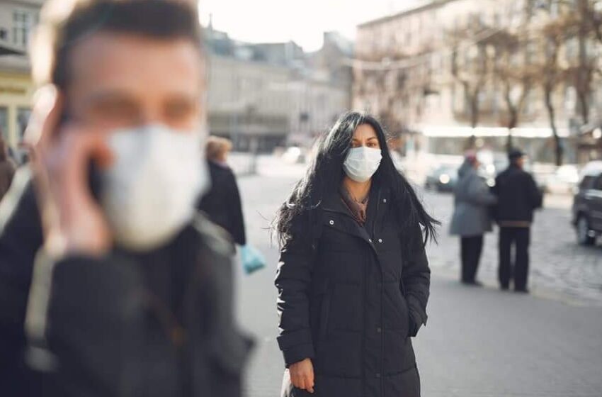  MODIFICARE: Purtarea măștii de protecție în spațiile deschise redevine obligatorie unde incidența este peste 6/1000 locuitori!