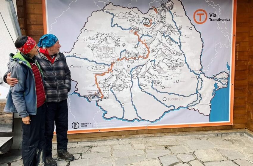  Via Transilvanica : Octogenarul Dinu Mititeanu și soția lui Marlene, au demonstrat că tinerețea e ,,fără bătrănețe”! Au parcurs 360 de km pe celebrul traseu
