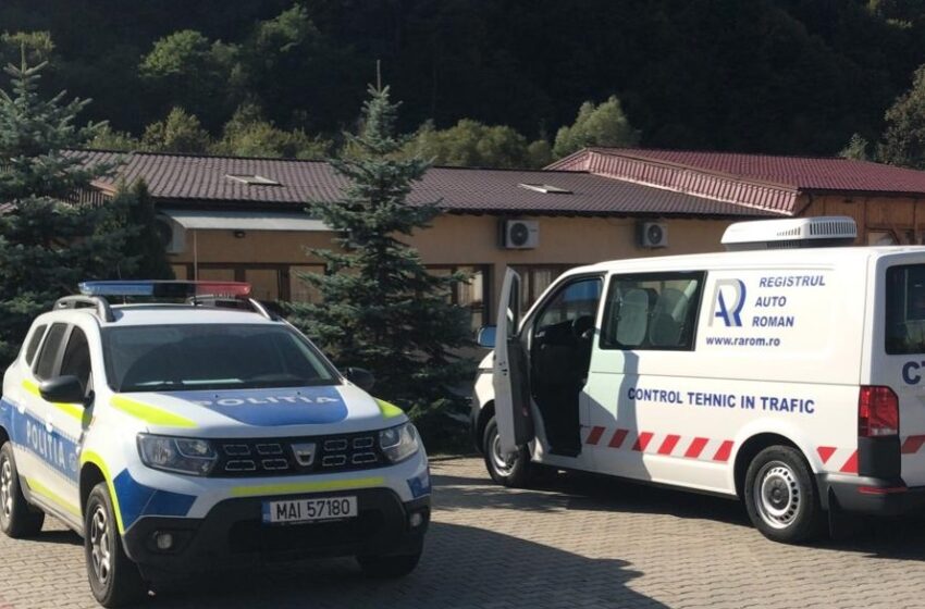  Polițiștii alături de reprezentanți RAR au acționat pe raza mai multor comune! 30 de autovehicule verificate și 45 de persoane legitimate