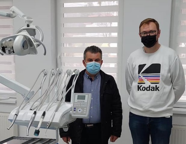  Incepand de astazi  , in comuna Galatii Bistritei funcționează un cabinet stomatologic  (FOTO)