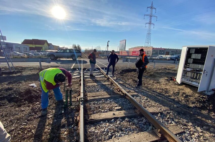  Vești bune pentru șoferi! Nu vor mai fi nevoiți să aștepte la calea ferată de pe strada Lucian Blaga