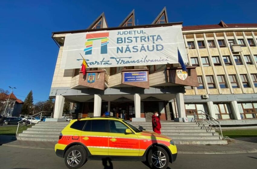  DONAȚIE: O ambulanță și materiale de protecție, pentru Crucea Roșie, filiala Bistrița-Năsăud!