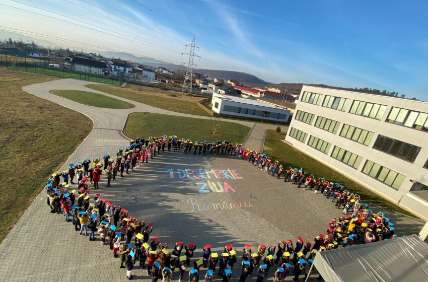  „Ziua Națională a României ”, marcată la Liceul Logos din Bistrița (Foto-Video)