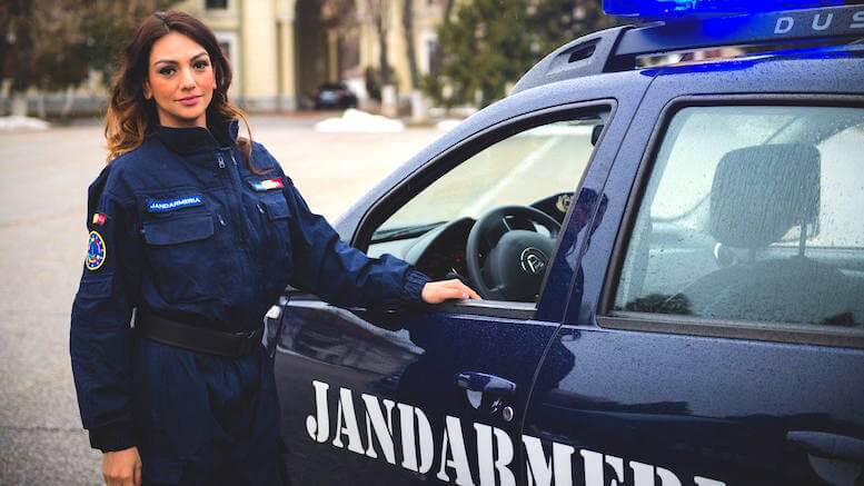  Vrei să devii jandarm? Vezi ce condiţii trebuie să îndeplineşti