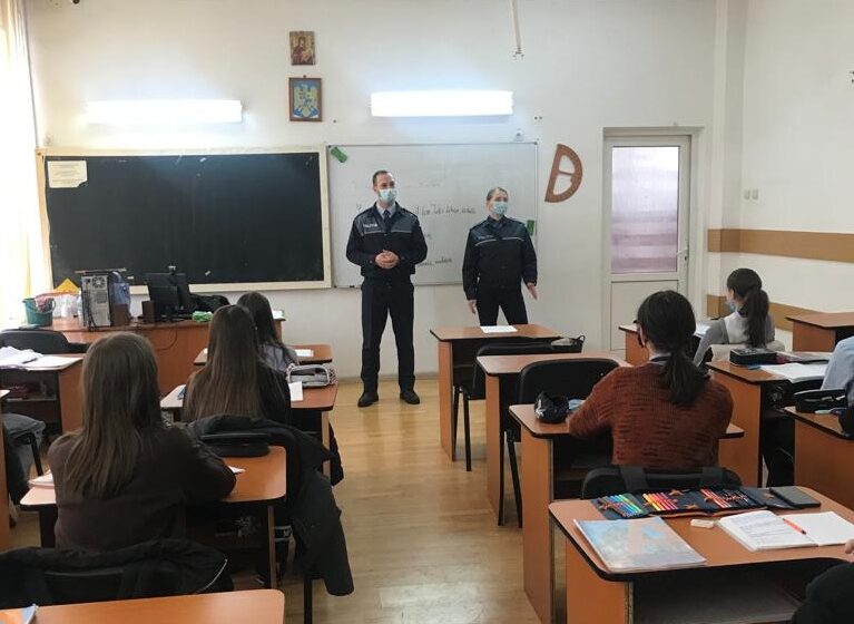  30 IANUARIE: Acțiuni și concursuri, cu ocazia Zilei Internaționale pentru Nonviolență în școli