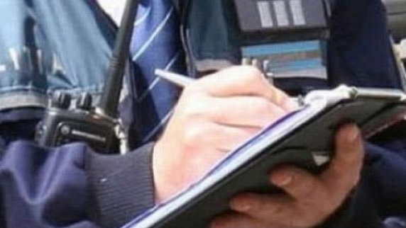  Doi soți din Reteag, sancționați pentru că nu au respectat măsura carantinei la domiciliu