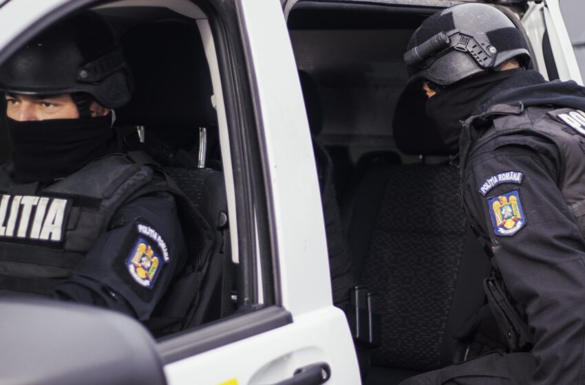  Deși era în arest la domiciliu, un tânăr a condus ,fără carnet, o mașină neînmatriculată prin Budacu de Sus