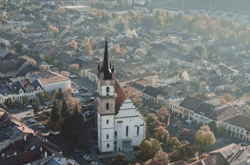  Calitatea aerului din Bistrița poate fi verificată în timp real! Primăria municipiului a achiziționat și montat 18 dispozitive specifice cu senzori
