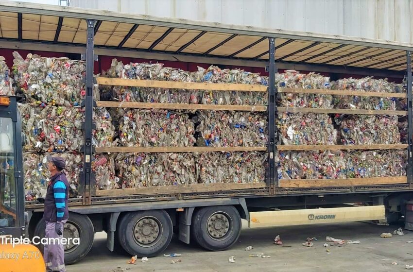  (FOTO) Cristian Marius Niculae: Banii obținuți din valorificarea deșeurilor reciclabile se întorc în comunitate