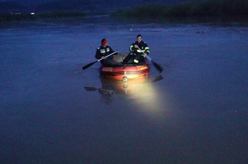  Un bărbat a fost găsit mort în râul Someș, pe raza localității Cristeștii Ciceului, după patru ore de căutări