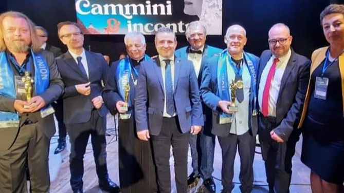  Părintele Nicolae Feier, premiat în Italia de Federația Italiană a Tradițiilor Populare