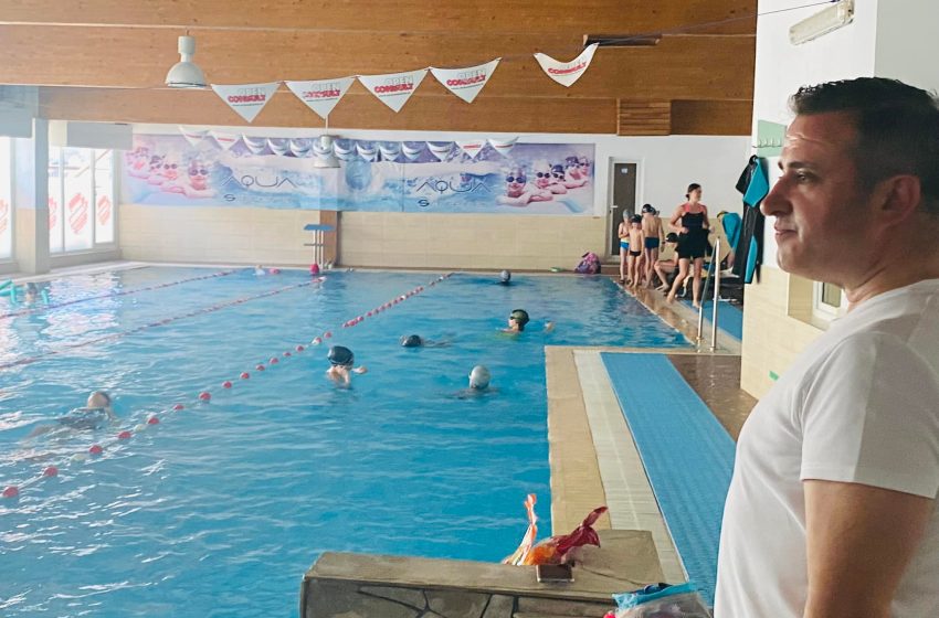  Primarul Ioan Turc: ”Vacanța mare a început cu lecții de natație!”