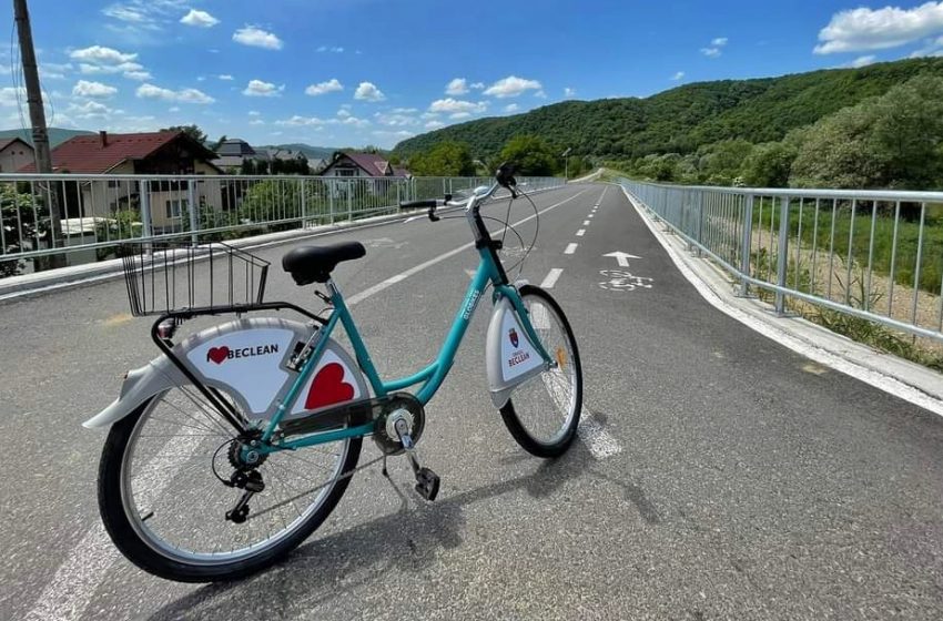  (FOTO) Primele 100 de biciclete de tip ,,bike-sharing” au ajuns la Beclean