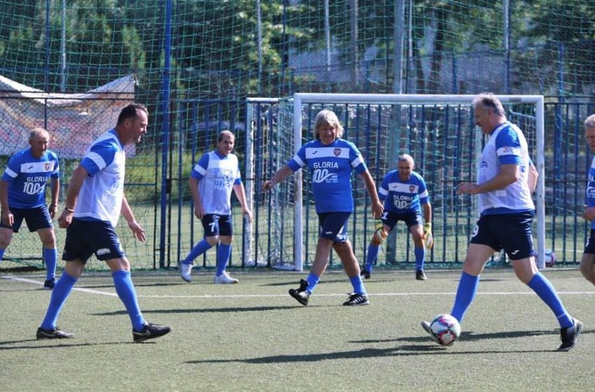  CENTENAR. Generaţia de aur a Bistriței, din nou pe teren!