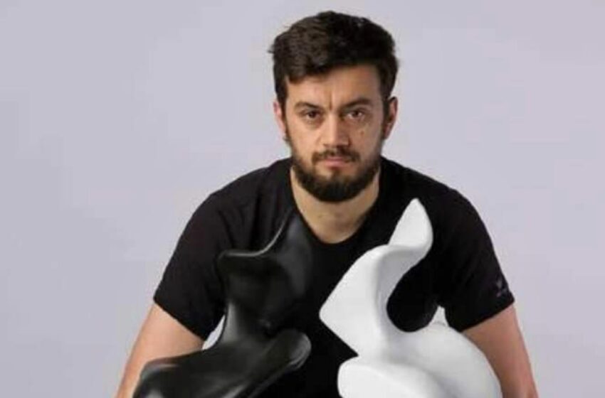  Vernisajul expoziției „În numele tatălui” semnată de Emilian Mocanu, la Complexul Muzeal Bistrița-Năsăud