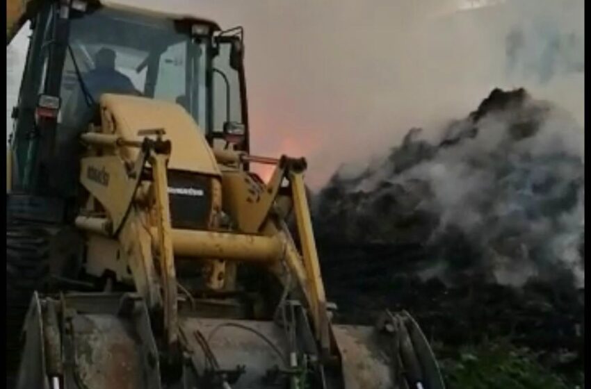  Incendiu la o gospodărie din Josenii Bârgăului. Aproximativ 5 ore pompierii s-au luptat cu flăcările