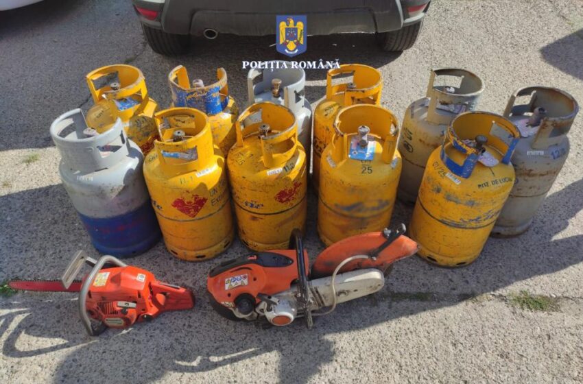  Doi bărbaţi din Bistriţa şi Crainimăt au furat butelii cu propan și truse de scule dintr-un service auto, de peste 70.000 lei! Ei au fost retinuti pentru furt calificat