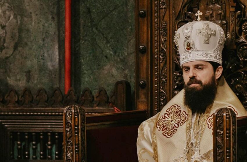  Preasfințitul Benedict Bistrițeanul a oficiat Sfânta Liturghie la Biserica „Sfântul lerarh Nicolae” din Sigmir