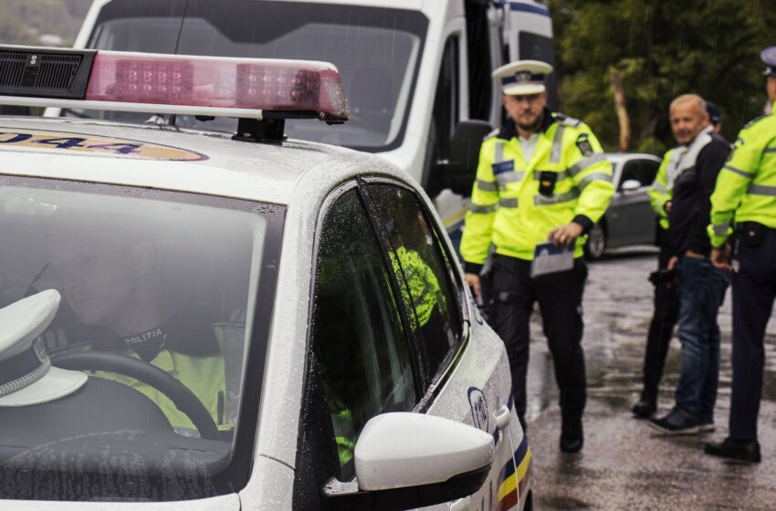  Controale în trafic cu privire la starea tehnică a vehiculelor, împreună cu specialiști din cadrul R.A.R. Bistrița-Năsăud