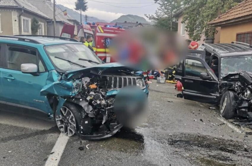  Accident cu 9 persoane rănite, dintre care 7 sunt copii, în Rodna. Unul dintre șoferi era beat criță