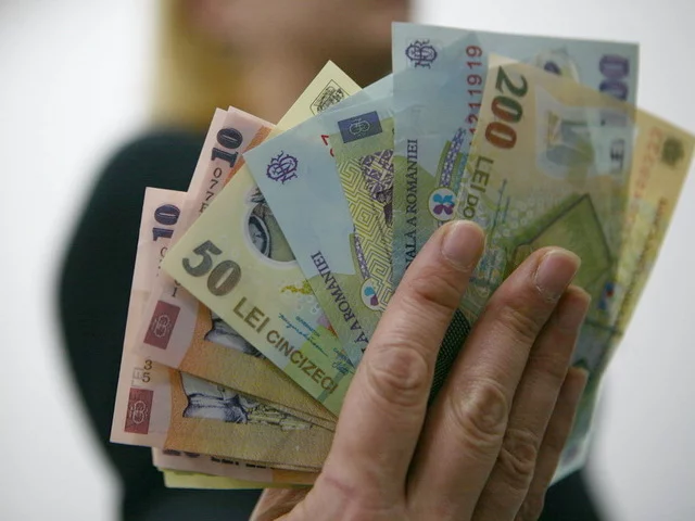  Scumpiri amețitoare! Prețul uleiului și al cartofilor a crescut cu 50%, rata inflației a ajuns la 15.3%