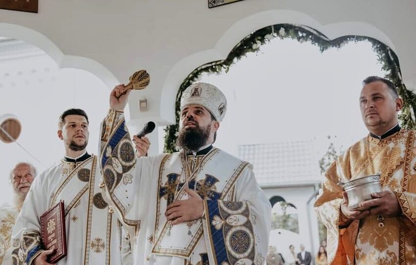  Preasfințitul Părinte Benedict Bistrițeanul a binecuvântat comunitatea Parohiei „Sfinții Arhangheli Mihail și Gavriil” din Șieu, județul Bistrița-Năsăud