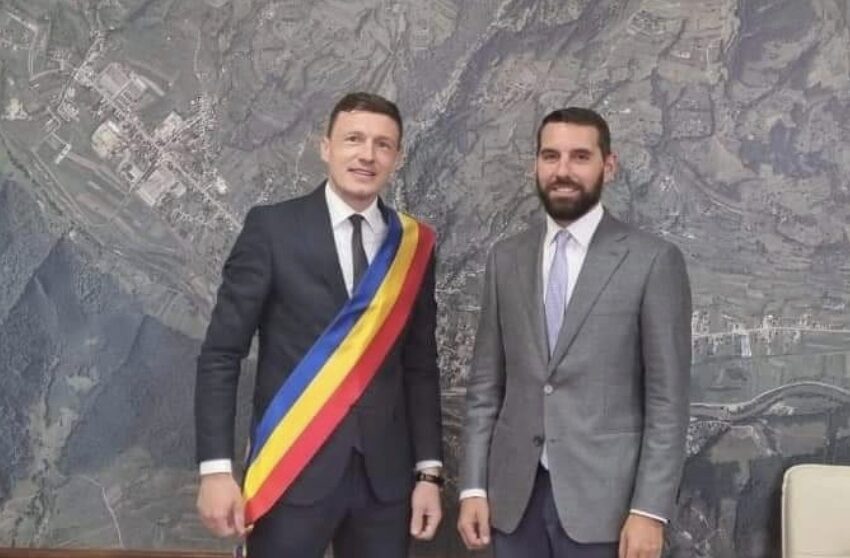  Principele Nicolae, în vizită la Năsăud, cu ocazia lansării albumului său, ‘‘Bunicul meu, Regele Mihai’’