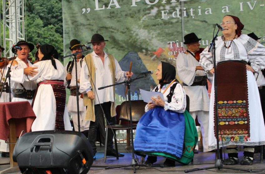  Festivalul-Concurs Interjudeţean de Folclor „La poale de Ţibleş” duminică, 6 noiembrie 2022, Agrieş