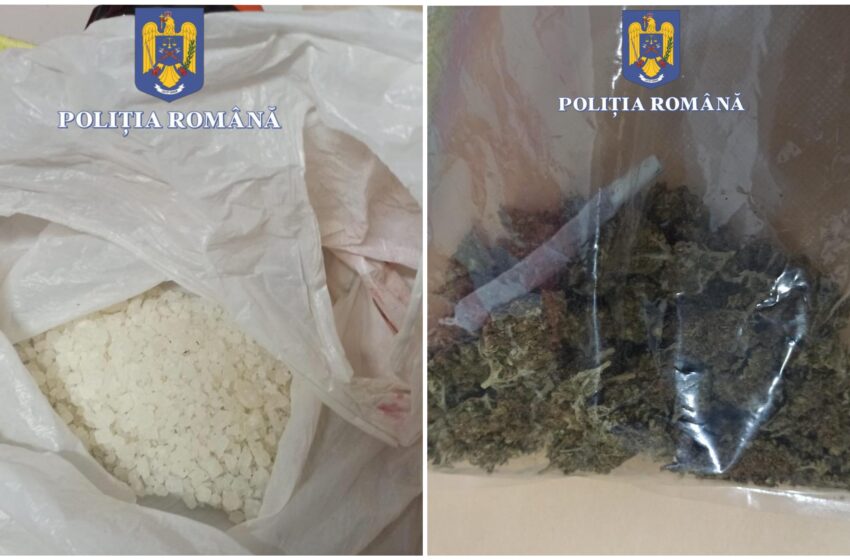  BISTRIȚA. Comportamentul suspect i-a dat de gol! Ce au găsit polițiștii asupra a doi bărbați aflați într-o mașină