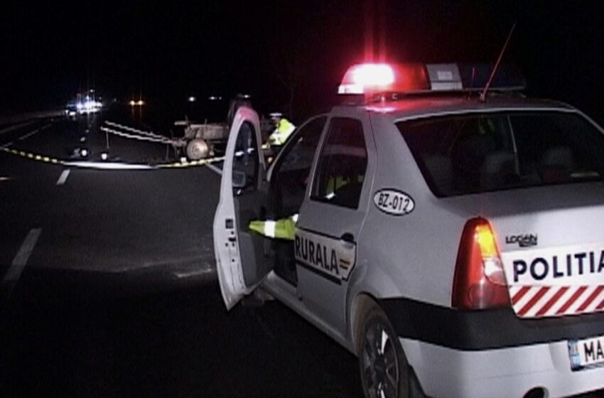  O căruță spulberată de un autoturism în Bistrița-Năsăud. Bărbatul din atelaj a fost rănit