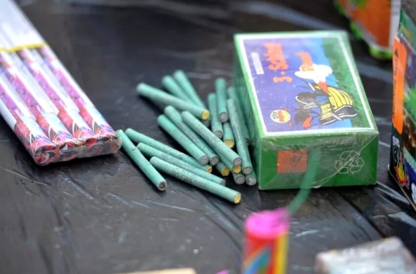  Un bărbat din Bistrița, prins cu 10 kg de articole pirotehnice deținute fără drept. S-a ales cu dosar penal